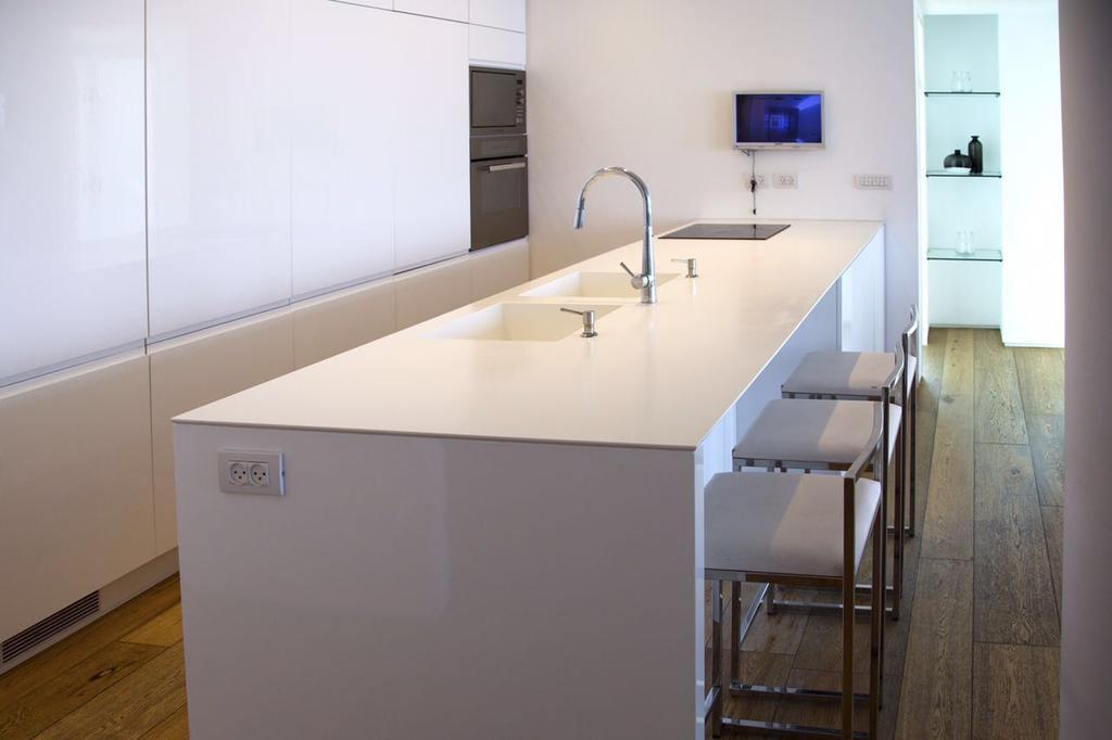 Sea Apartment Netanya Bagian luar foto