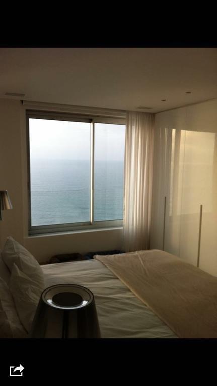 Sea Apartment Netanya Bagian luar foto