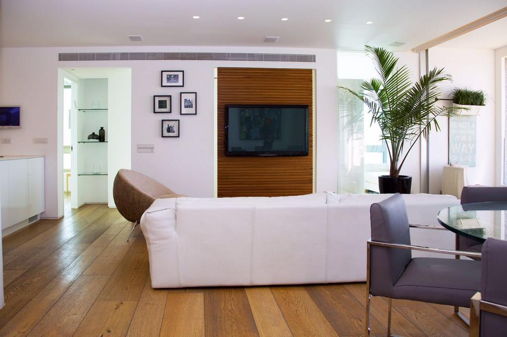 Sea Apartment Netanya Bagian luar foto