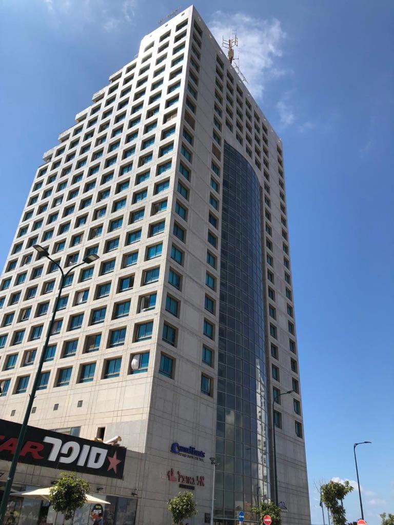 Sea Apartment Netanya Bagian luar foto