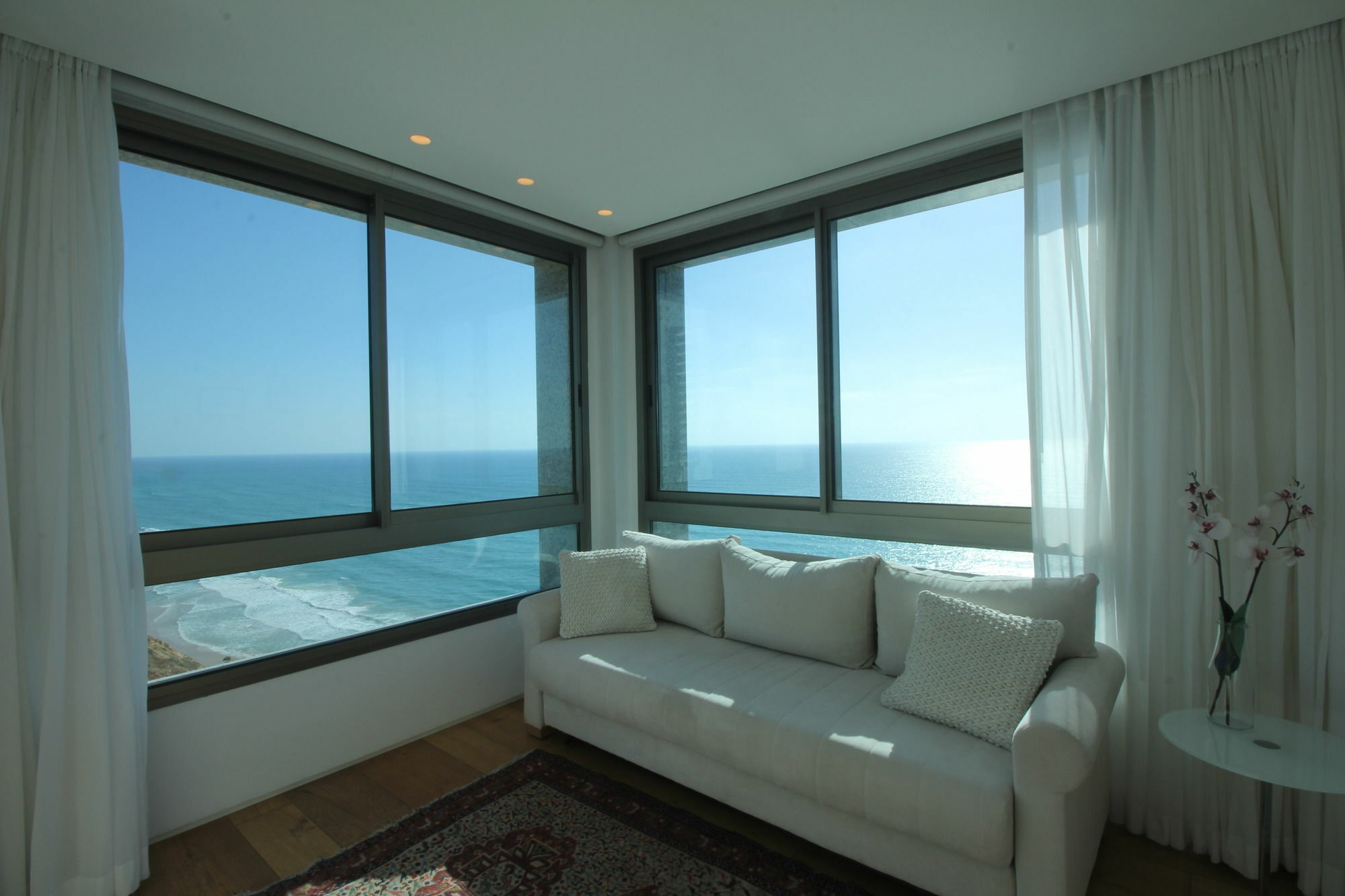 Sea Apartment Netanya Bagian luar foto